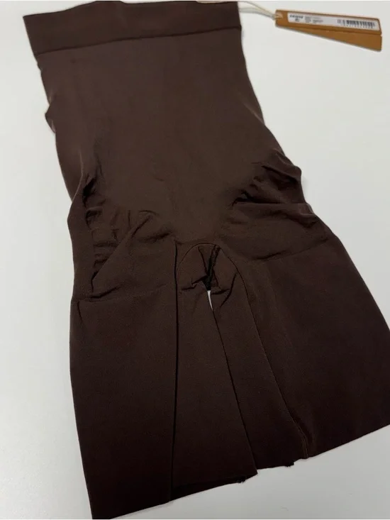 Skims Everyday Sculpt Short NWT XXS Espresso - Picture 2 of 7